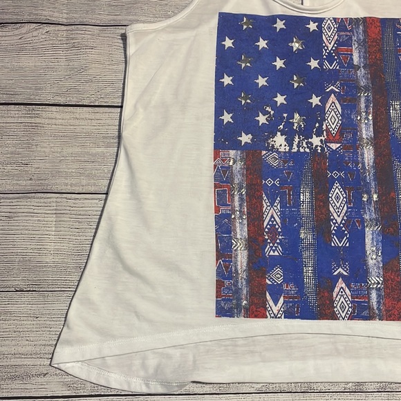 Made in the USA white tank top - Picture 4 of 10